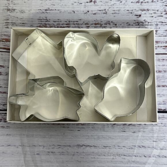 Vintage Easter Cookie Cutters Set Of 4 with Box #3628 Fox Run Craftsmen - Picture 3 of 5